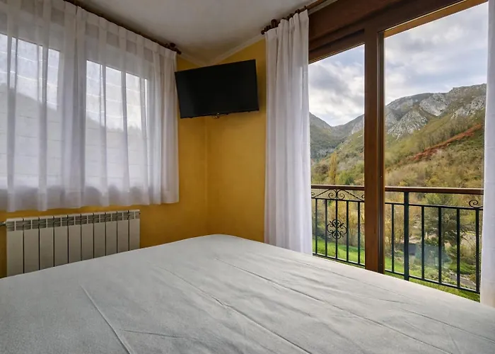 La Caneyona - Cerca Del Centro De * Onís